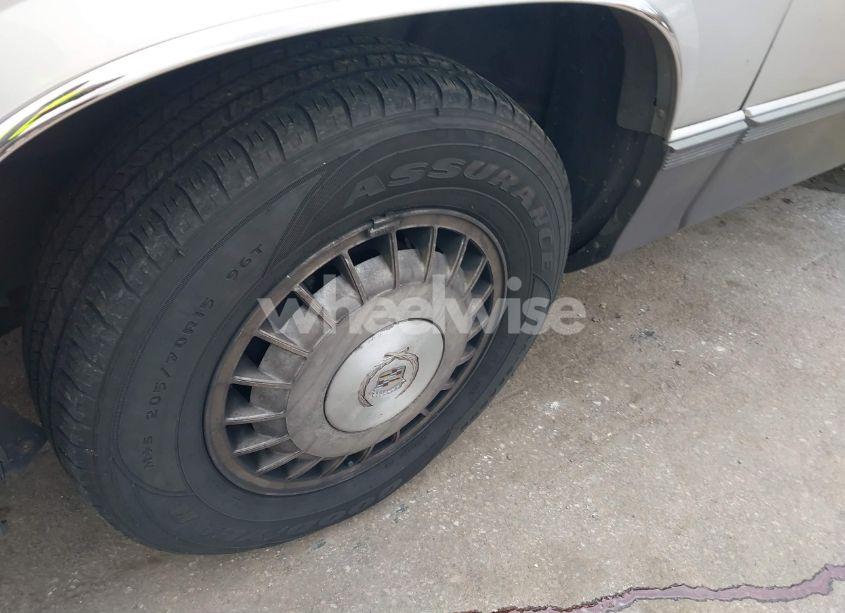 Photo 12 of 1989 Cadillac Deville N/A (VIN 1G6CD5159K4360262)