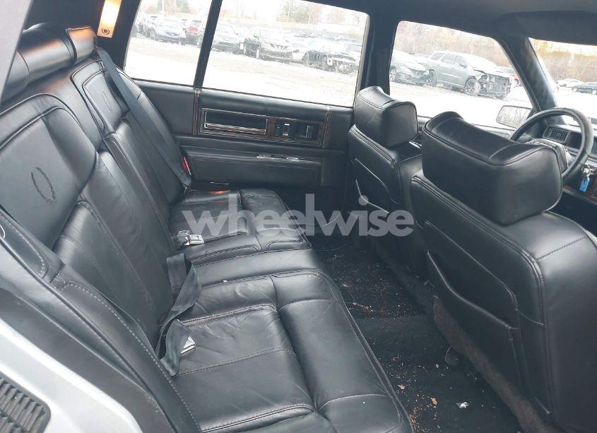 Photo 8 of 1989 Cadillac Deville N/A (VIN 1G6CD5159K4360262)