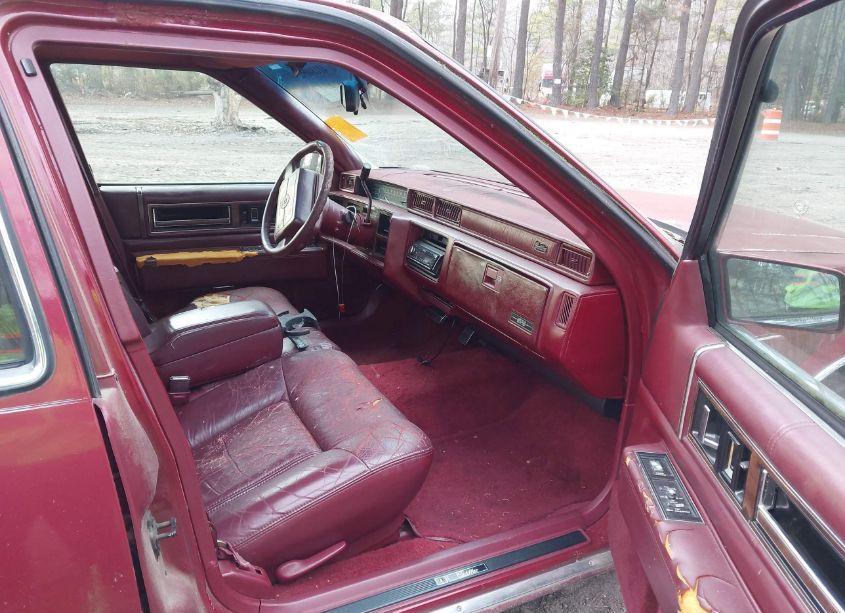 Photo 5 of 1992 Cadillac Deville N/A (VIN 1G6CD53B0N4297799)