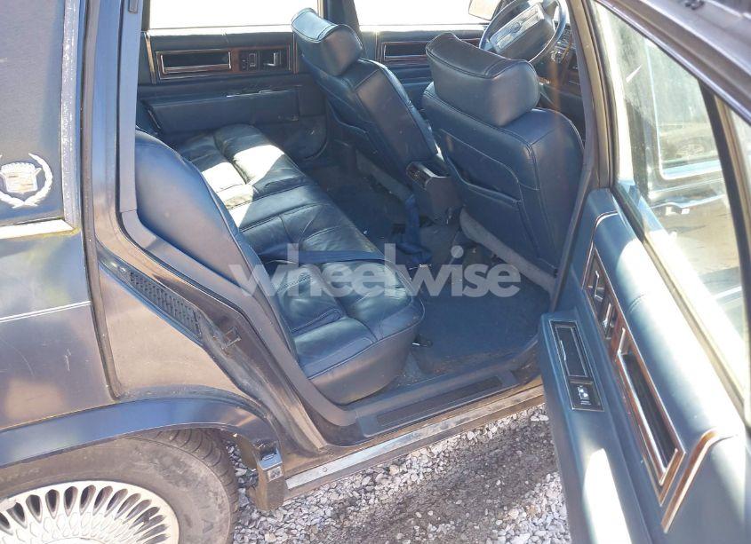 Photo 8 of 1991 Cadillac Deville N/A (VIN 1G6CD53B6M4325023)