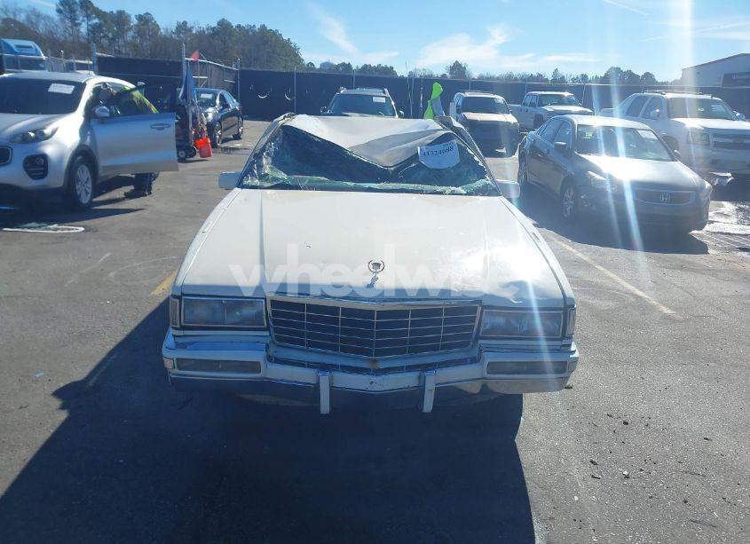 Photo 11 of 1993 Cadillac Deville N/A (VIN 1G6CD53B8P4282163)