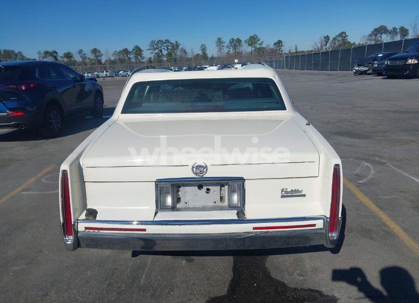 Photo 15 of 1993 Cadillac Deville N/A (VIN 1G6CD53B8P4282163)