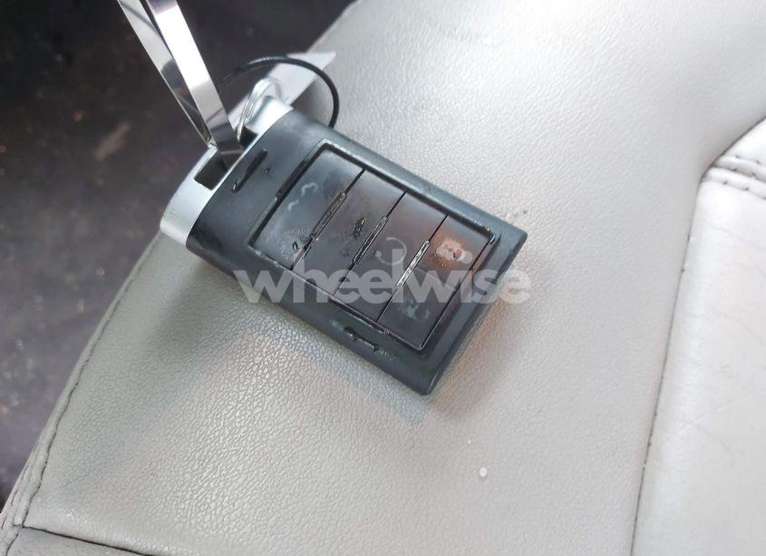 Photo 11 of 2014 Cadillac Cts STANDARD (VIN 1G6DA1E38E0125684)