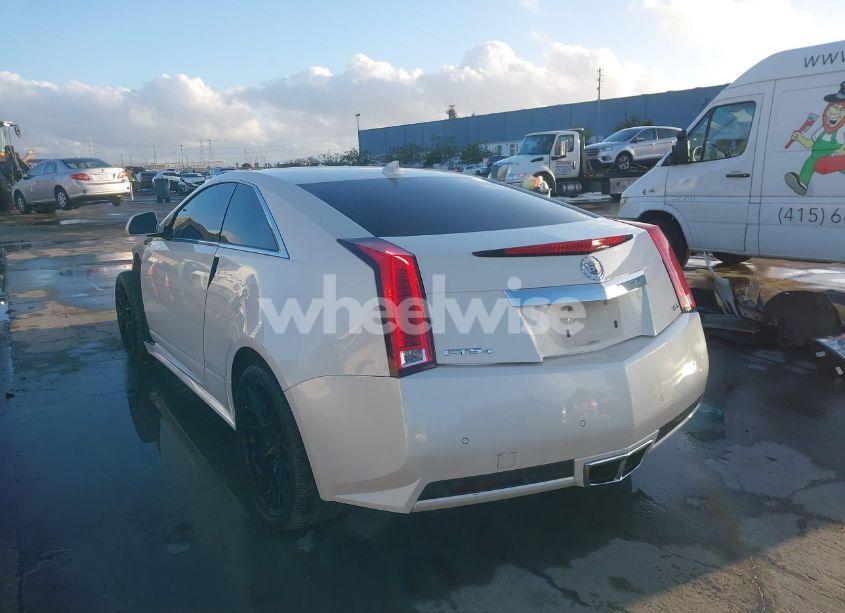 Photo 3 of 2014 Cadillac Cts STANDARD (VIN 1G6DE1E38E0168104)