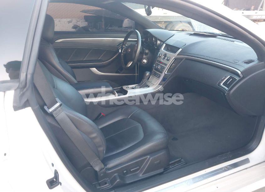 Photo 5 of 2014 Cadillac Cts STANDARD (VIN 1G6DE1E38E0168104)