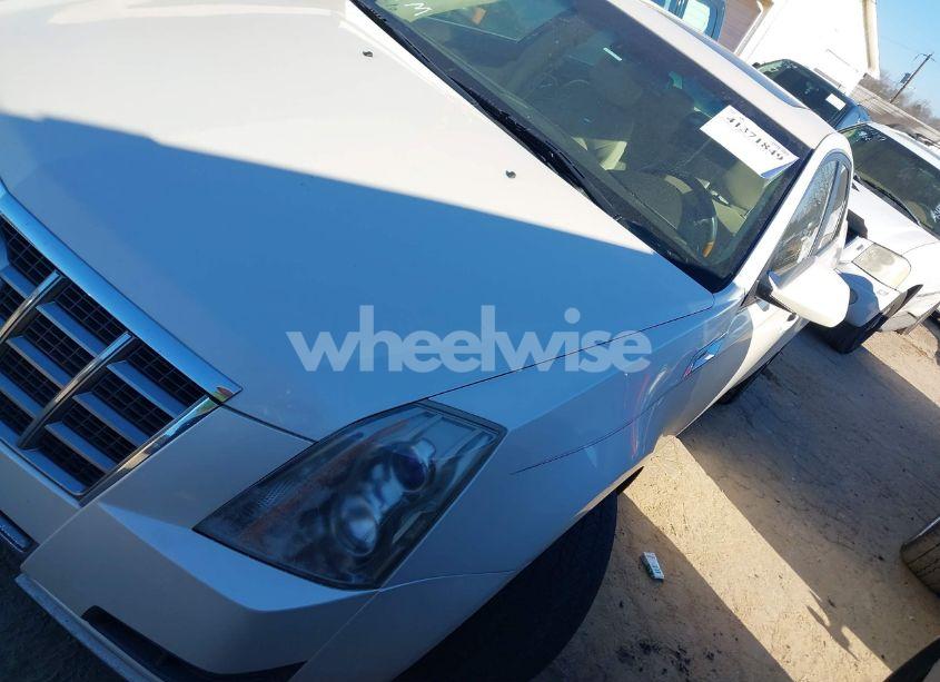 Photo 2 of 2012 Cadillac Cts LUXURY (VIN 1G6DE5E50C0138004)