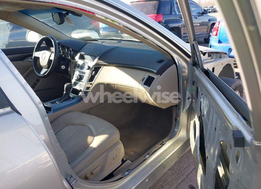 Photo 5 of 2013 Cadillac Cts LUXURY (VIN 1G6DE5E56D0114940)