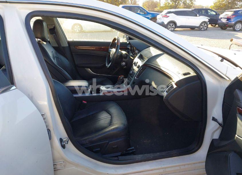 Photo 5 of 2013 Cadillac Cts LUXURY (VIN 1G6DE5E59D0113913)