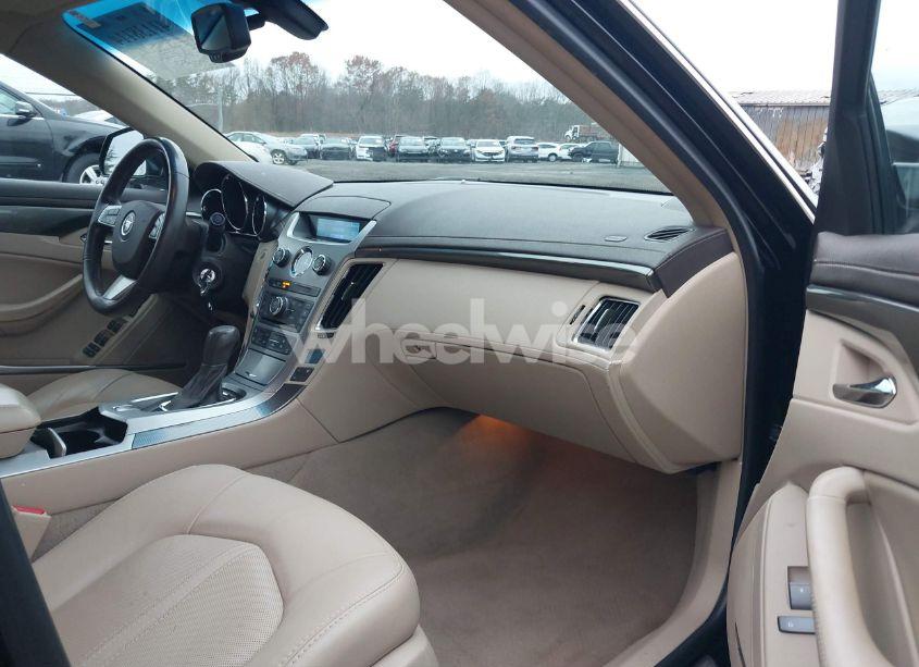 Photo 5 of 2013 Cadillac Cts LUXURY (VIN 1G6DE5E5XD0102189)