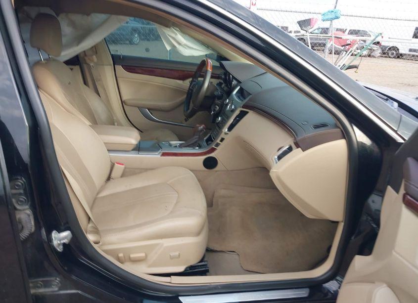 Photo 5 of 2013 Cadillac Cts LUXURY (VIN 1G6DG5E58D0108499)