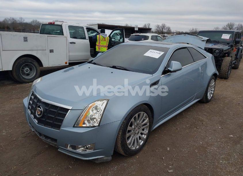 Photo 2 of 2013 Cadillac Cts PREMIUM (VIN 1G6DP1E36D0130749)