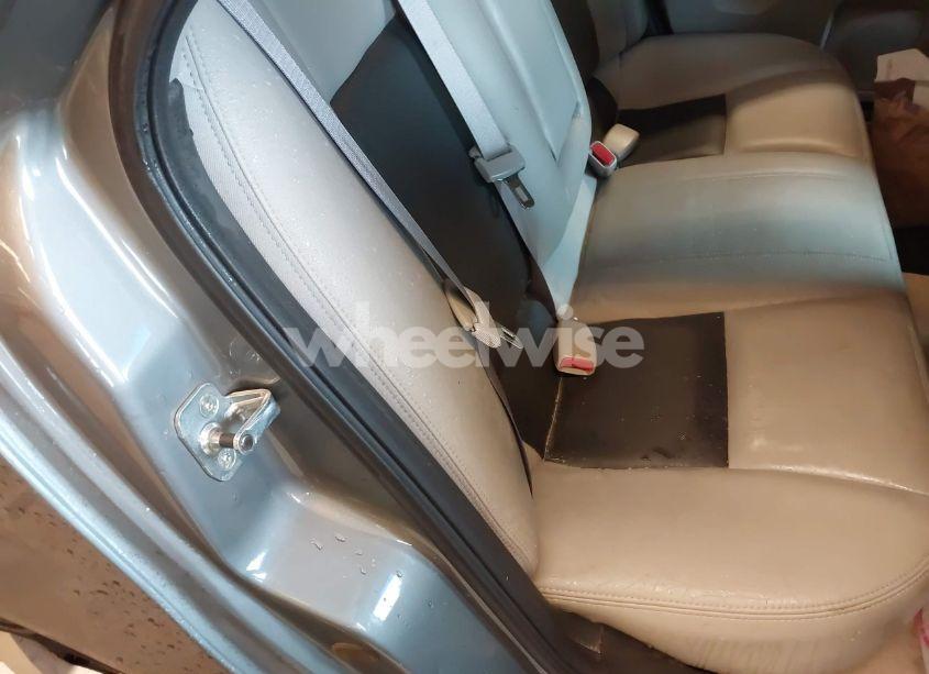 Photo 8 of 2005 Cadillac Cts STANDARD (VIN 1G6DP567750131547)