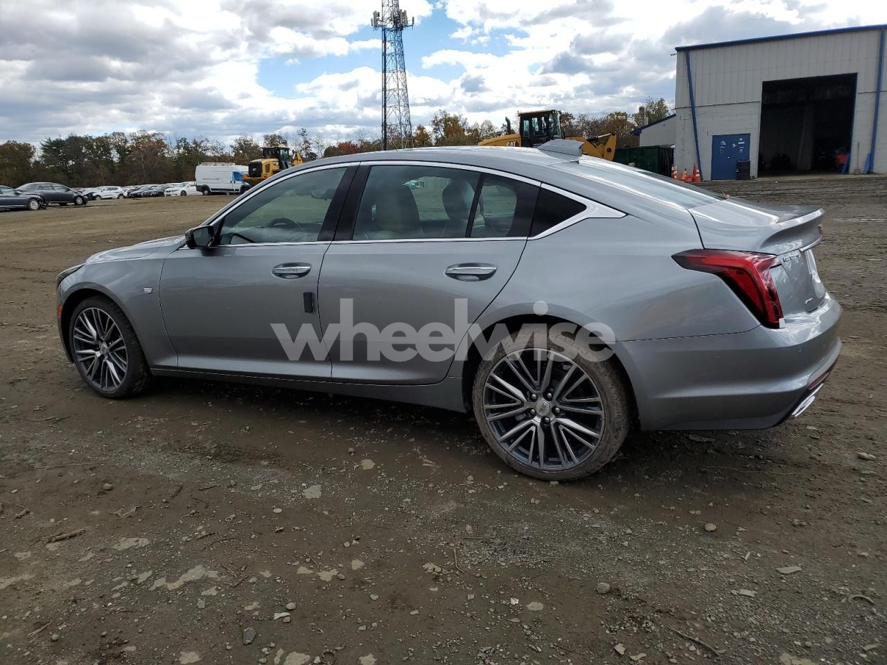 Photo 2 of 2026 CADILLAC CT5 PREMIUM LUXURY (VIN 1G6DS5RW1T0105296)