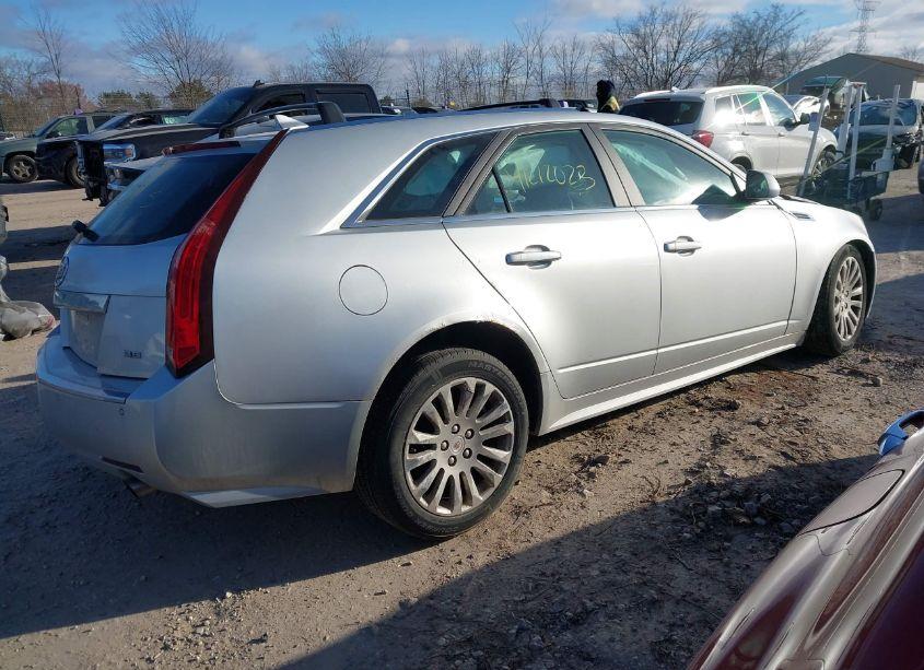 Photo 4 of 2010 Cadillac Cts PREMIUM (VIN 1G6DS8EV8A0101807)