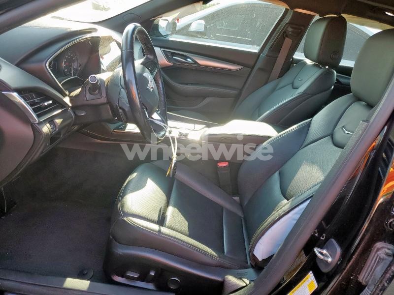 Photo 5 of 2020 CADILLAC CT5 PREMIUM LUXURY (VIN 1G6DT5RWXL0147978)