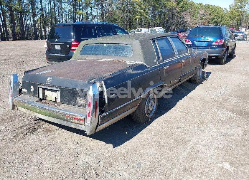 Photo 4 of 1992 Cadillac Brougham N/A (VIN 1G6DW5477NR703007)