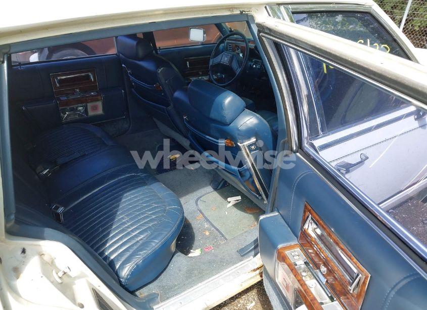 Photo 8 of 1991 Cadillac Brougham N/A (VIN 1G6DW54E5MR723477)