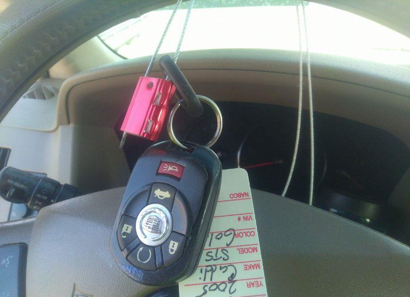 Photo 11 of 2005 Cadillac Sts V6 (VIN 1G6DW677450161175)