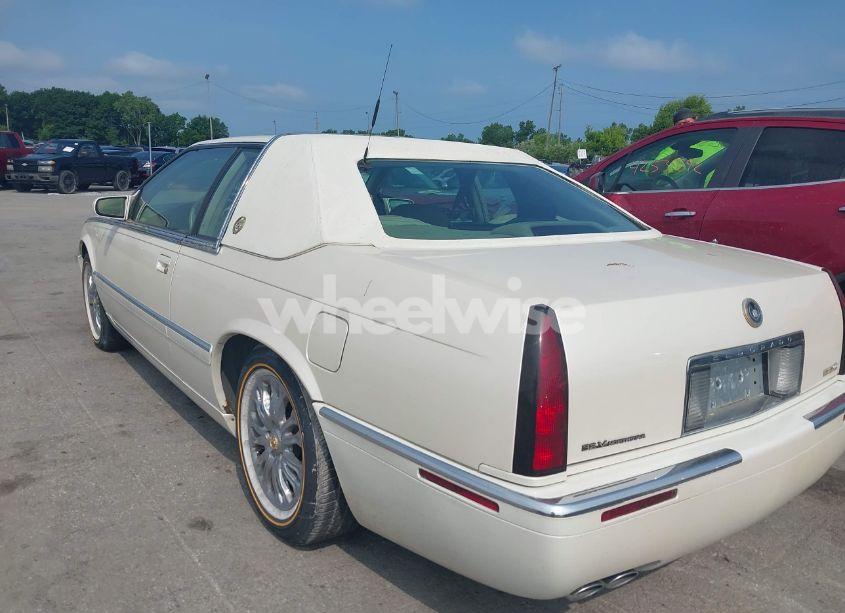 Photo 3 of 2001 Cadillac Eldorado ESC (VIN 1G6EL12Y01B104230)
