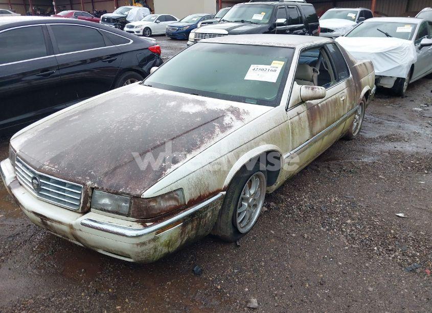 Photo 2 of 2001 Cadillac Eldorado ESC (VIN 1G6EL12Y41B108796)