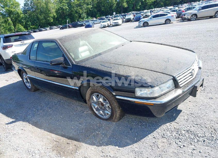 2002 Cadillac Eldorado ESC (VIN 1G6EL12Y52B105388) main photo