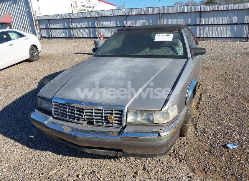 Photo 13 of 1992 Cadillac Seville (VIN 1G6EL13B2N0612154)