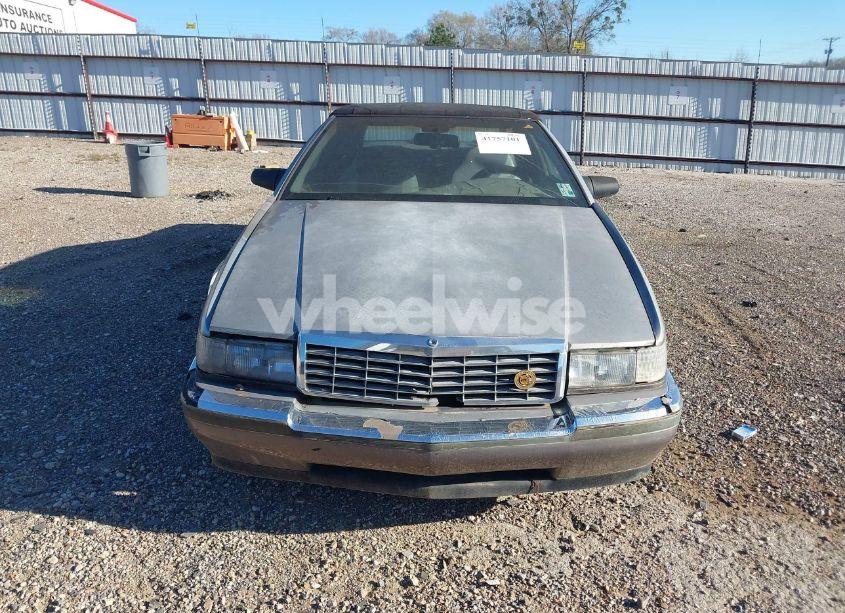 Photo 14 of 1992 Cadillac Seville (VIN 1G6EL13B2N0612154)