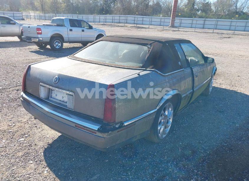Photo 4 of 1992 Cadillac Seville (VIN 1G6EL13B2N0612154)