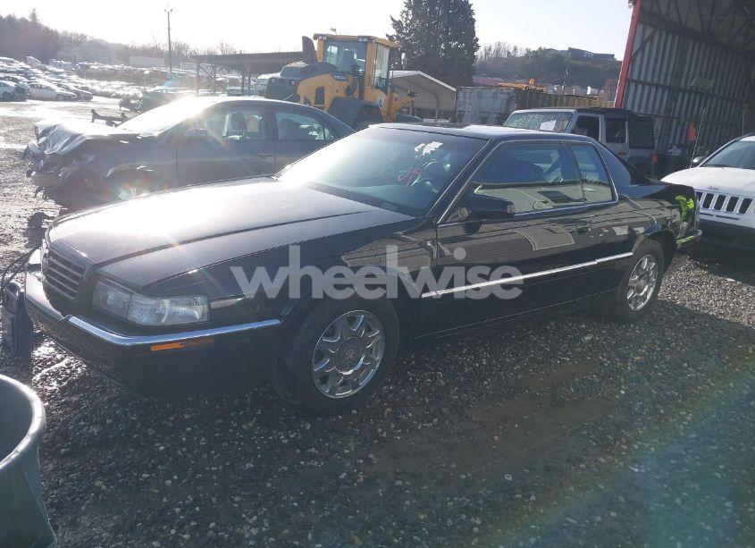 Photo 2 of 1999 Cadillac Eldorado TOURING (VIN 1G6ET129XXU603042)