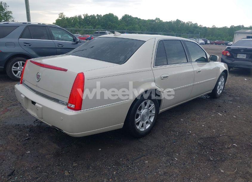 Photo 4 of 2011 Cadillac Dts STANDARD (VIN 1G6KA5E65BU139507)