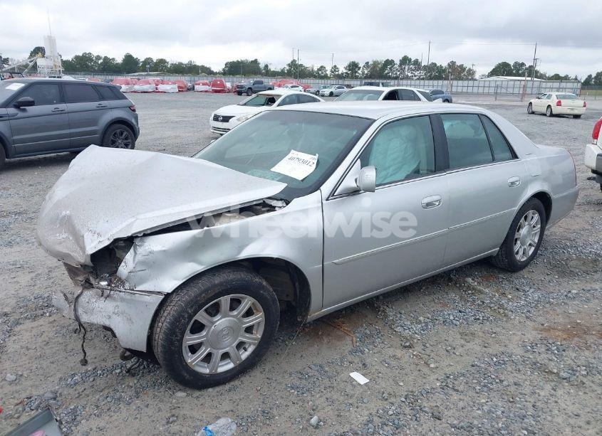 Photo 2 of 2011 Cadillac Dts STANDARD (VIN 1G6KA5E67BU109456)