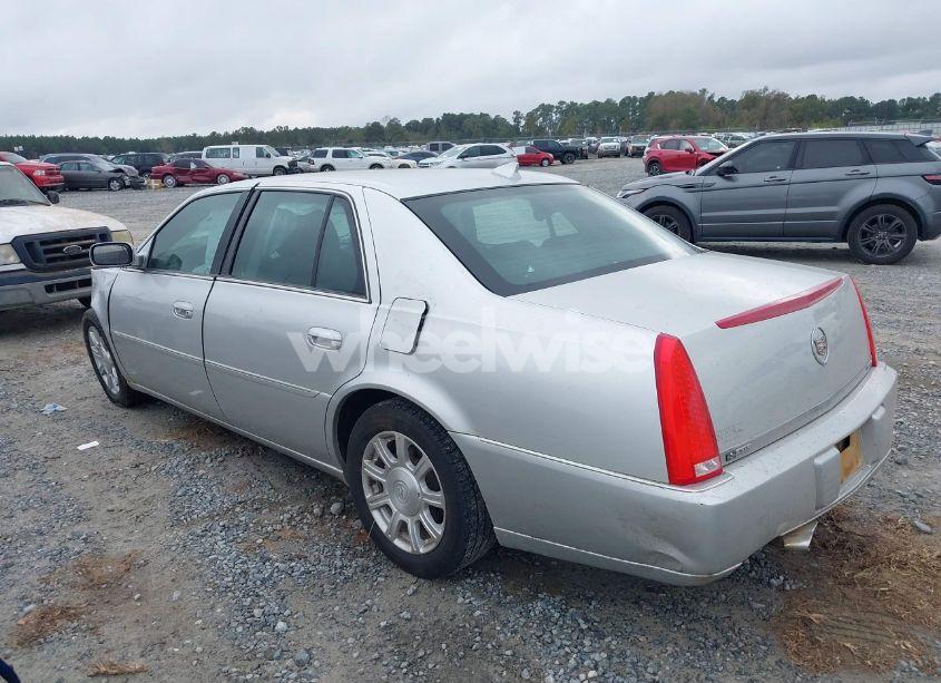 Photo 3 of 2011 Cadillac Dts STANDARD (VIN 1G6KA5E67BU109456)