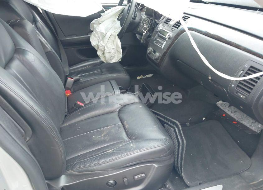 Photo 5 of 2011 Cadillac Dts STANDARD (VIN 1G6KA5E67BU109456)