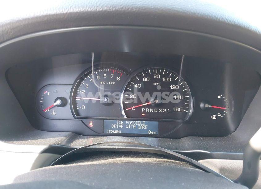 Photo 7 of 2011 Cadillac Dts STANDARD (VIN 1G6KA5E68BU100040)