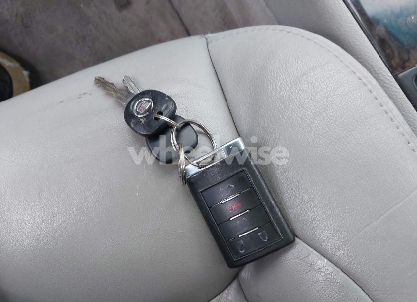 Photo 11 of 2010 Cadillac Dts STANDARD (VIN 1G6KA5EY2AU122146)