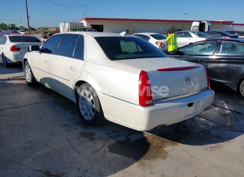 Photo 3 of 2010 Cadillac Dts STANDARD (VIN 1G6KA5EY6AU103633)