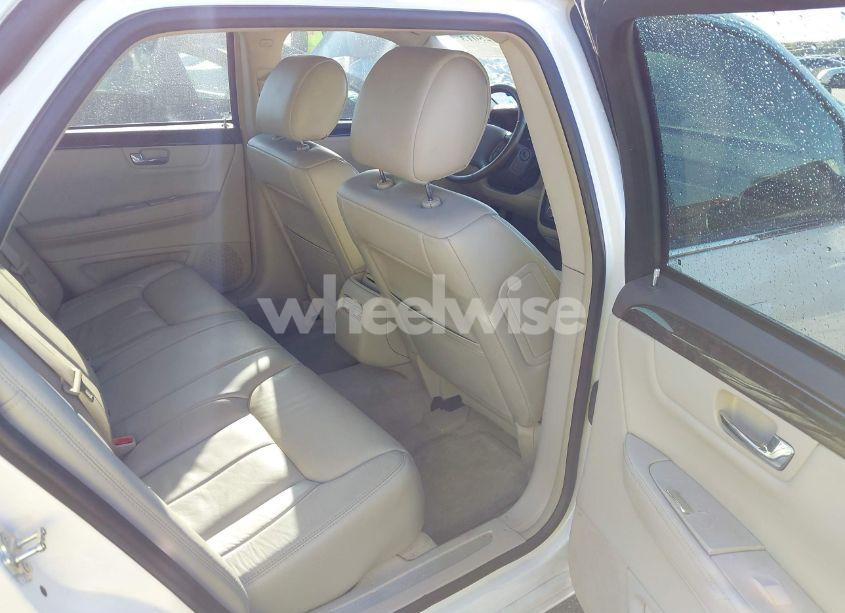 Photo 8 of 2010 Cadillac Dts STANDARD (VIN 1G6KA5EY6AU103633)