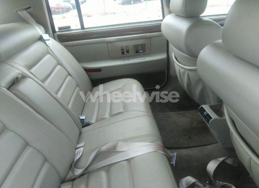 Photo 8 of 1995 Cadillac Deville N/A (VIN 1G6KD52B2SU294329)