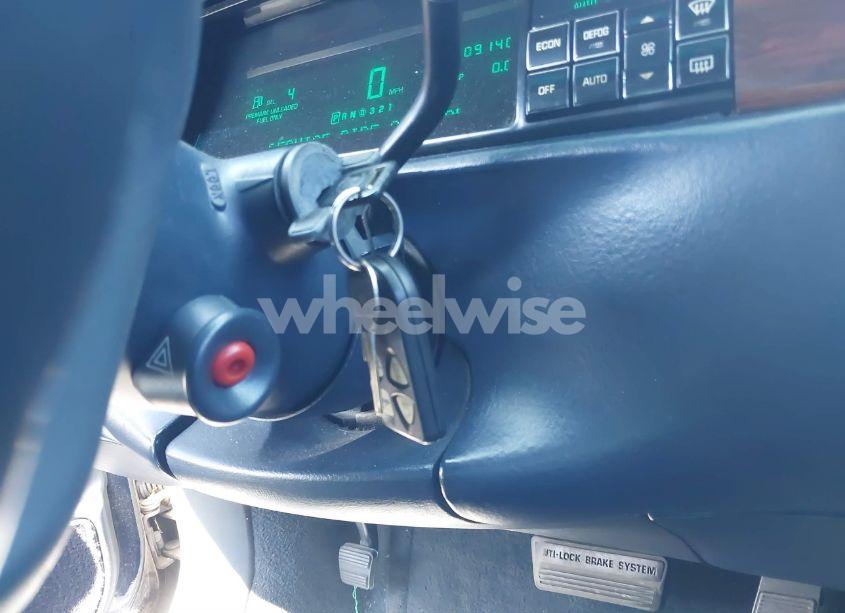 Photo 11 of 1995 Cadillac Deville N/A (VIN 1G6KD52B4SU237730)