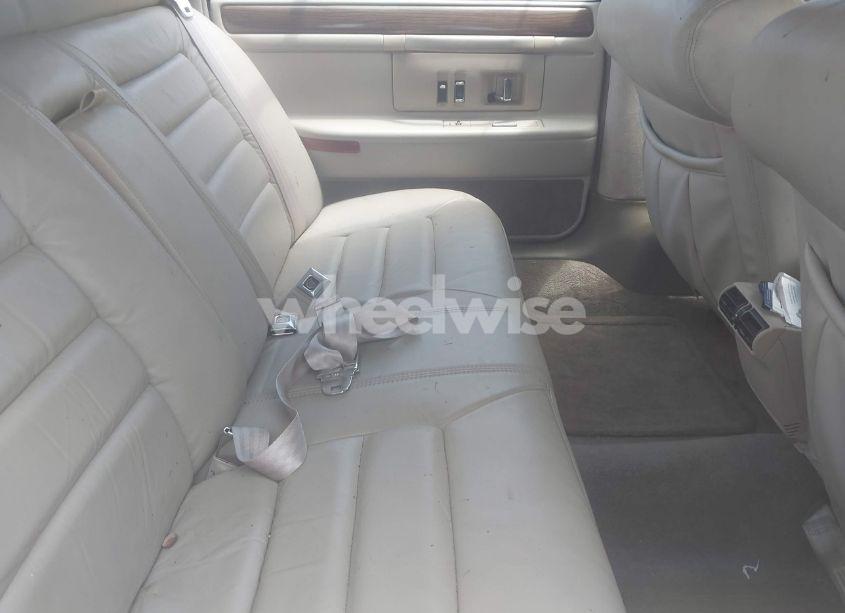 Photo 8 of 1995 Cadillac Deville (VIN 1G6KD52B5SU272924)