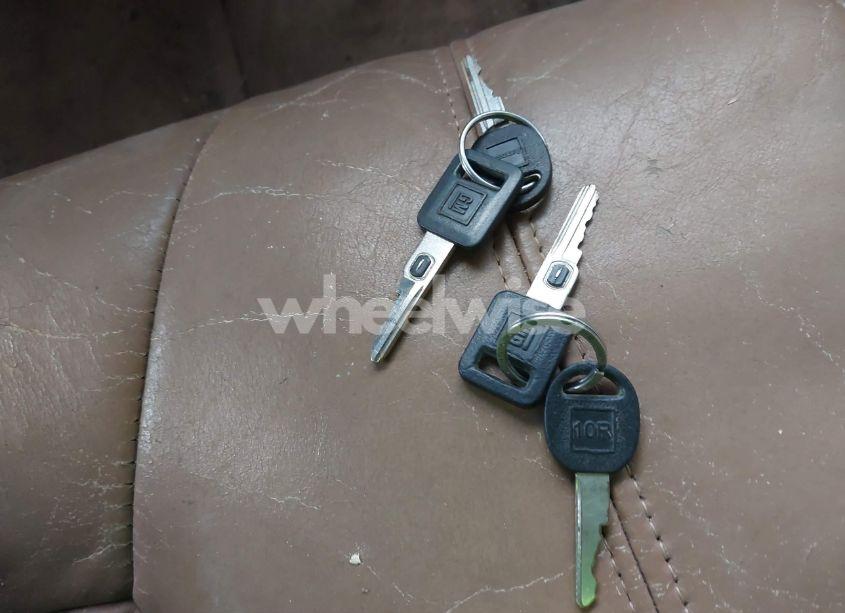 Photo 11 of 1996 Cadillac Deville N/A (VIN 1G6KD52Y1TU305701)