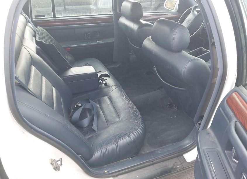 Photo 8 of 1996 Cadillac Deville N/A (VIN 1G6KD52Y5TU267843)