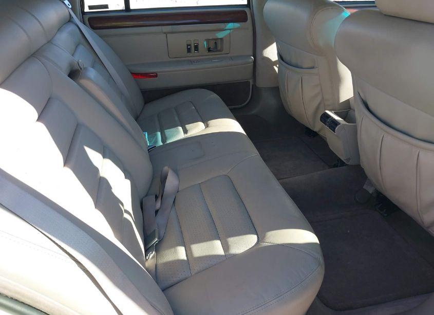 Photo 8 of 1996 Cadillac Deville N/A (VIN 1G6KD52Y7TU303824)