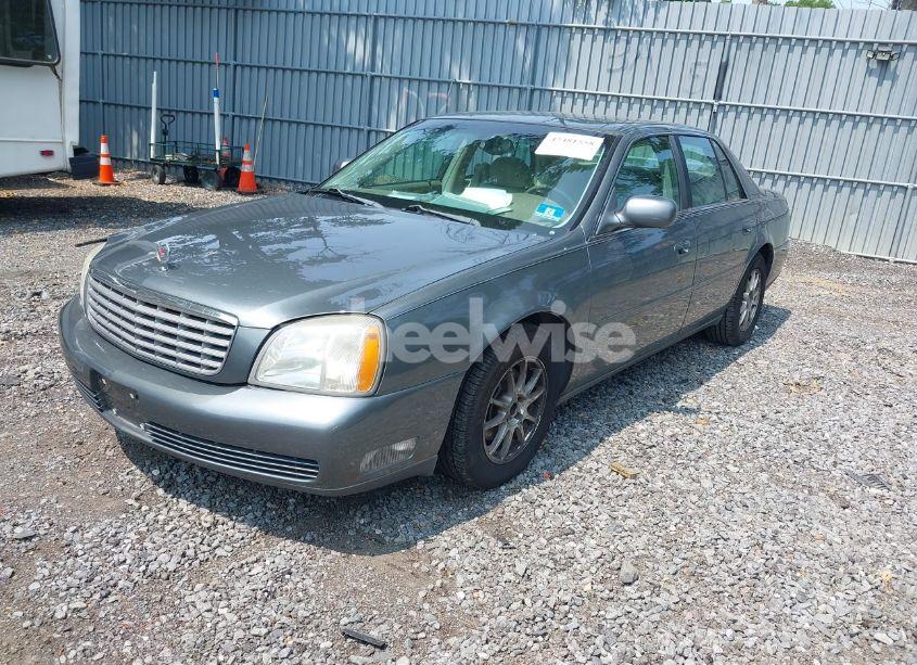 Photo 2 of 2005 Cadillac Deville LIVERY (VIN 1G6KD54Y05U211857)