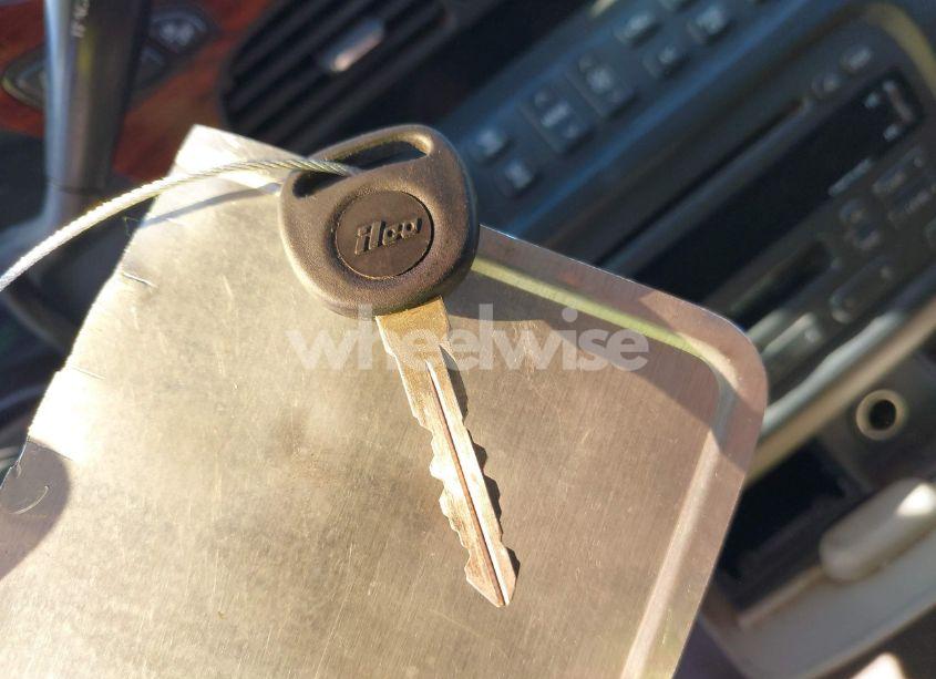 Photo 11 of 2003 Cadillac Deville STANDARD (VIN 1G6KD54Y13U105804)