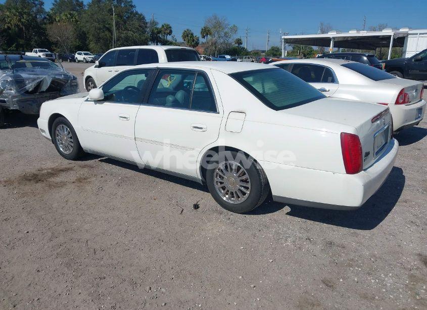 Photo 3 of 2004 Cadillac Deville STANDARD (VIN 1G6KD54Y14U260838)