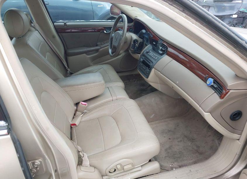 Photo 5 of 2005 Cadillac Deville LIVERY (VIN 1G6KD54Y15U190338)