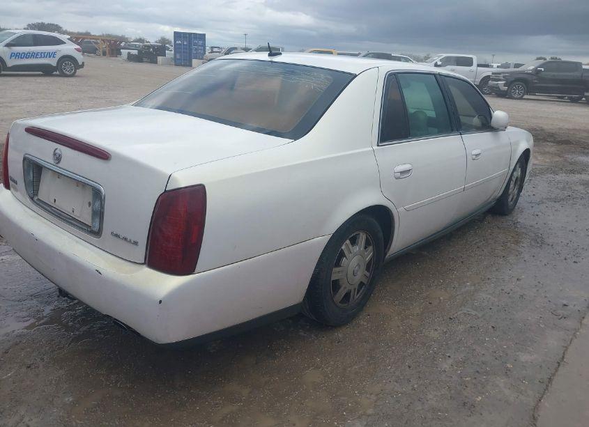 Photo 4 of 2005 Cadillac Deville LIVERY (VIN 1G6KD54Y15U219773)