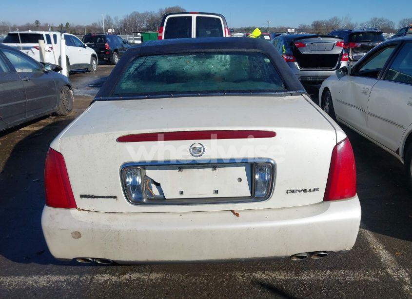 Photo 16 of 2002 Cadillac Deville STANDARD (VIN 1G6KD54Y22U205232)
