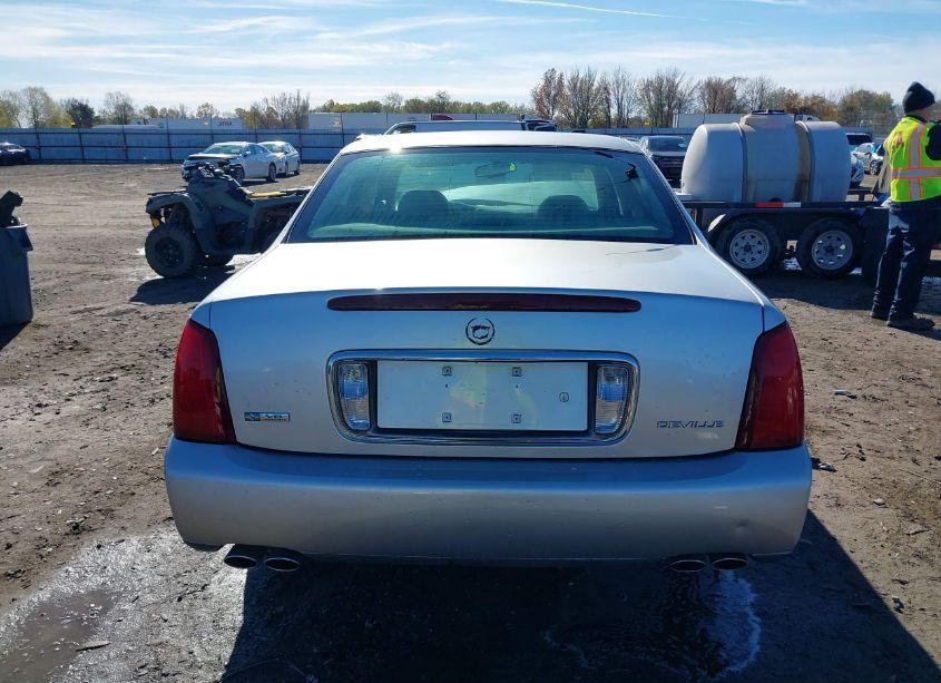 Photo 16 of 2004 Cadillac Deville STANDARD (VIN 1G6KD54Y24U188094)